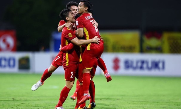 Đại thắng Malaysia, ĐT Việt Nam được thưởng khủng; Mbappe lập cú đúp giúp PSG hạ Monaco