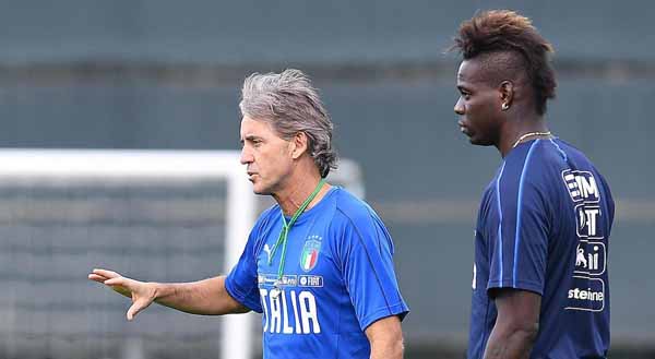 Balotelli phản ứng bá đạo khi trở lại tuyển Italy sau hơn 3 năm