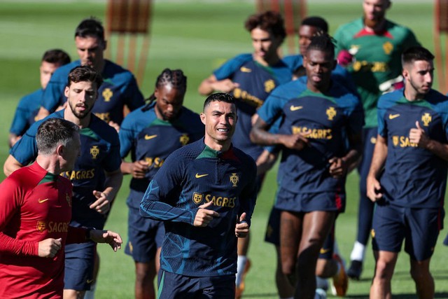 Được triệu tập lên tuyển ở tuổi 38, Ronaldo hướng đến cột mốc đáng nhớ