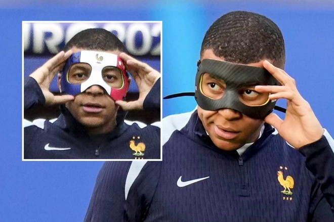 Mbappe có mặt nạ mới, không vào sân gặp Hà Lan