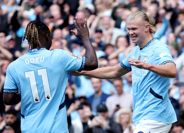 Haaland lập hat-trick, Man City nghiền nát Ipswich Town