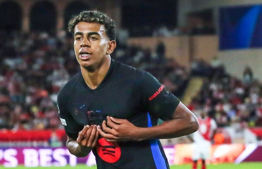 Lamine Yamal không cứu nổi Barca