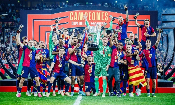 Hạ Real ở phút 116, Barca đoạt Cup Nhà vua